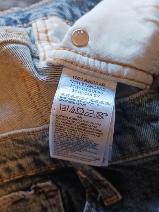 Gap Jeans - Picture 8 of 8